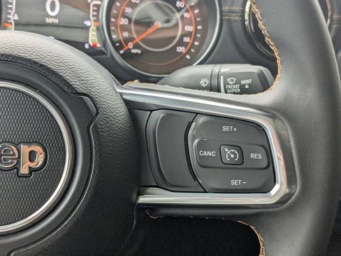 Used 2023 Jeep Gladiator Overland image 26