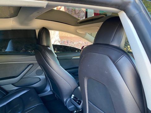 Used 2022 Tesla Model 3 RWD image 38