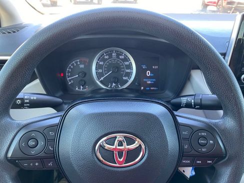 Used 2020 Toyota Corolla LE w/ Carpet Mat Package (TMS) FWD image 19