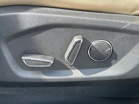 Used 2019 Ford Edge SEL w/ Equipment Group 201A image 19