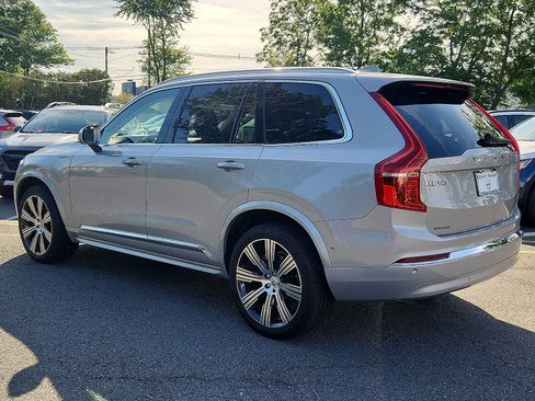 Certified 2024 Volvo XC90 B6 Plus AWD/4WD image 4