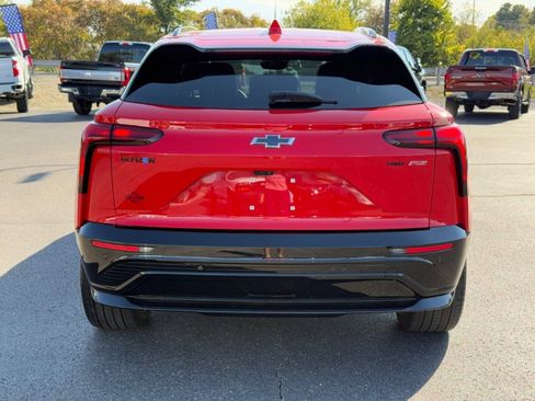Used 2024 Chevrolet Blazer EV RS image 7