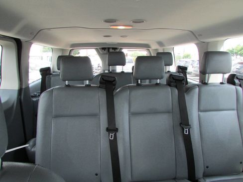 Used 2019 Ford Transit 150 XL RWD image 28