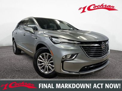 Certified 2023 Buick Enclave Essence