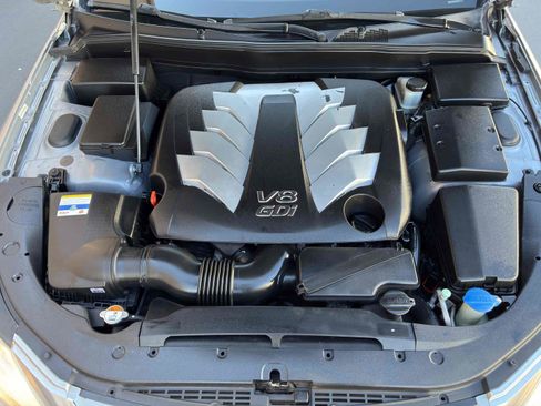 Used 2012 Hyundai Genesis 5.0 RWD image 52