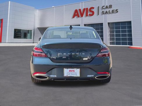 Used 2025 Genesis G70 2.5T RWD image 7