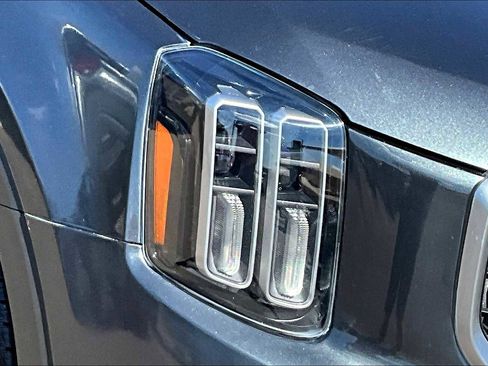 Used 2023 Kia Telluride LX image 51