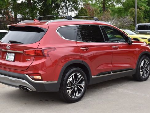 Used 2020 Hyundai Santa Fe Limited FWD image 7