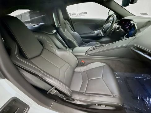 Used 2024 Chevrolet Corvette Stingray Coupe w/ Z51 Performance Package image 25