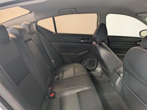 Used 2021 Nissan Altima 2.5 SR image 22