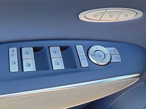 New 2026 Genesis GV70 2.5T Sport Prestige AWD/4WD image 18