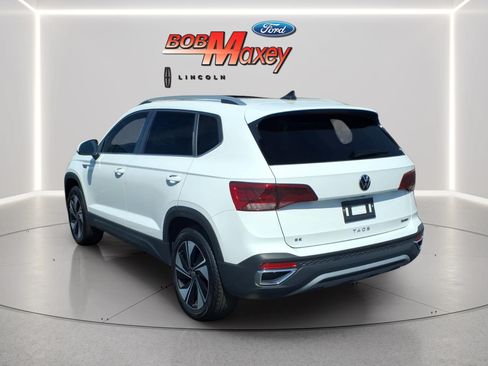 Used 2024 Volkswagen Taos SE AWD/4WD image 7