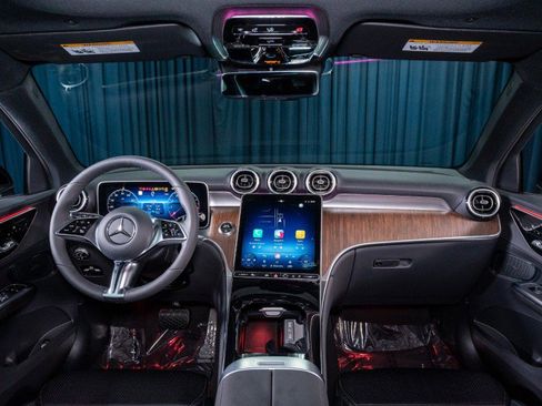 New 2026 Mercedes-Benz GLC 300 4MATIC image 13