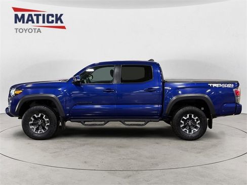 Used 2022 Toyota Tacoma TRD Off-Road w/ TRD Premium Off Road Package image 4