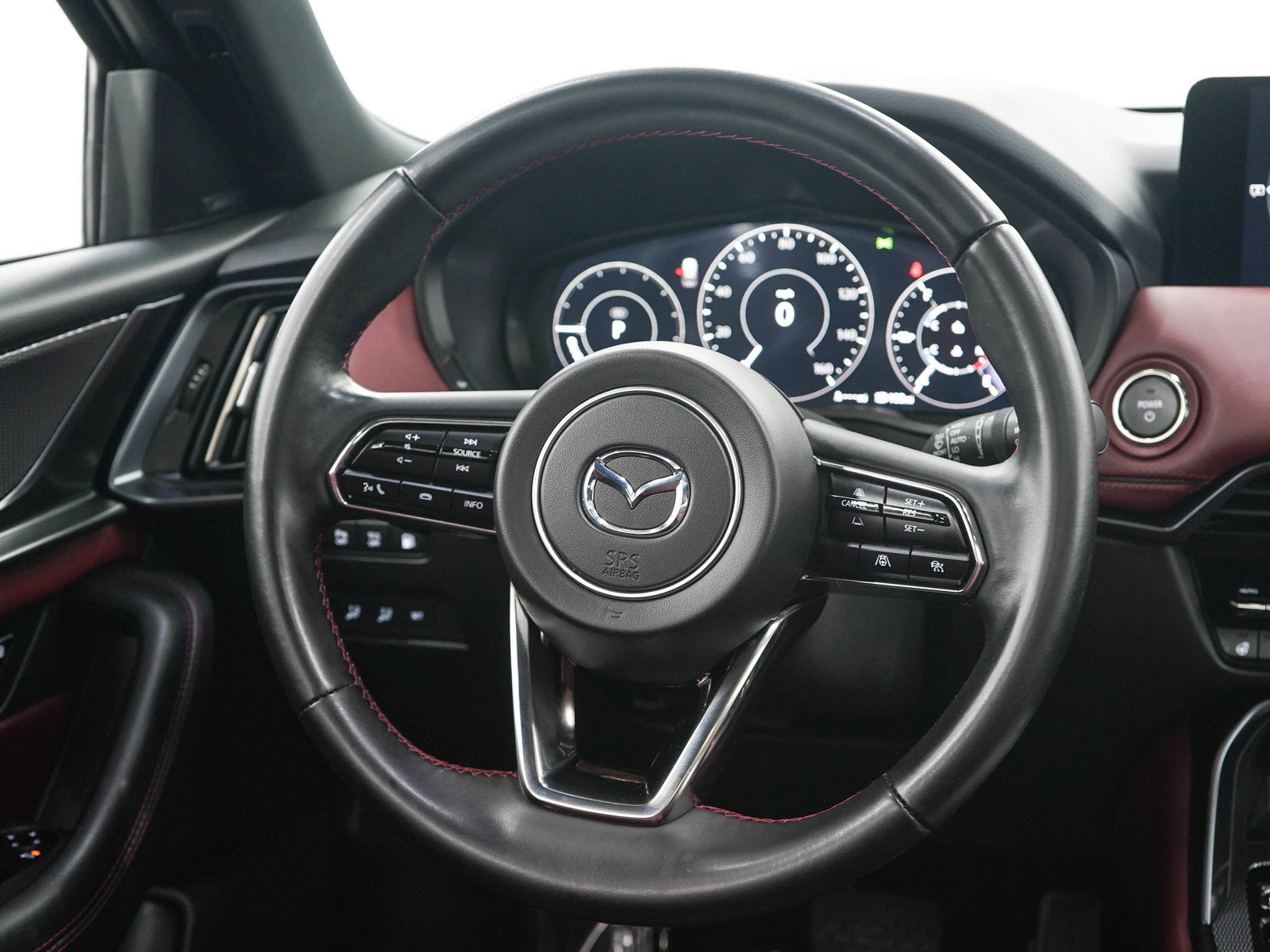 Certified 2025 MAZDA CX-70 Plug-In Hybrid w/ Premium Plus AWD/4WD image 18