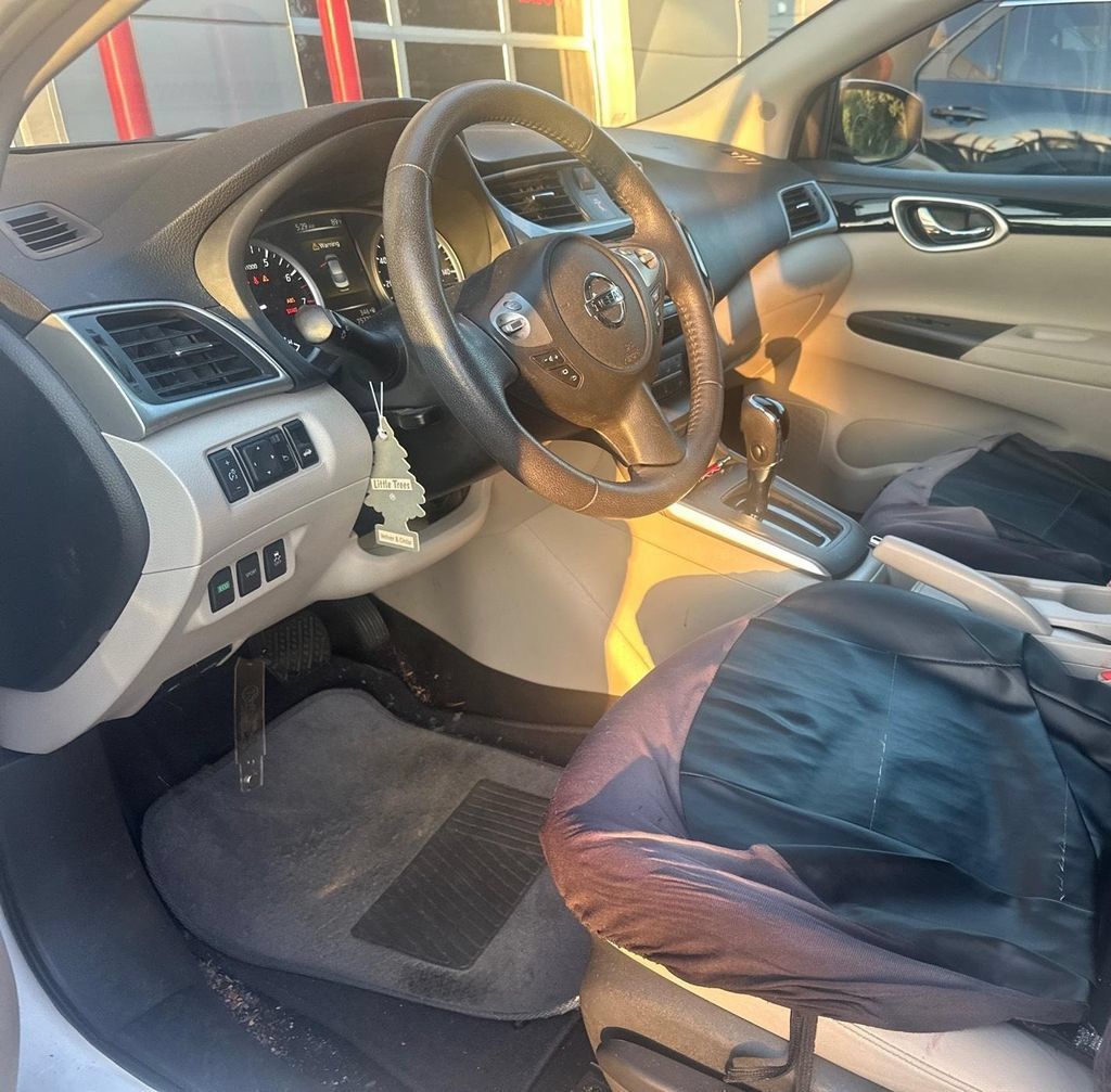 Used 2017 Nissan Sentra SV FWD image 9