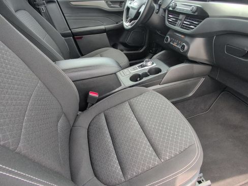 Used 2024 Ford Escape Active AWD/4WD image 29