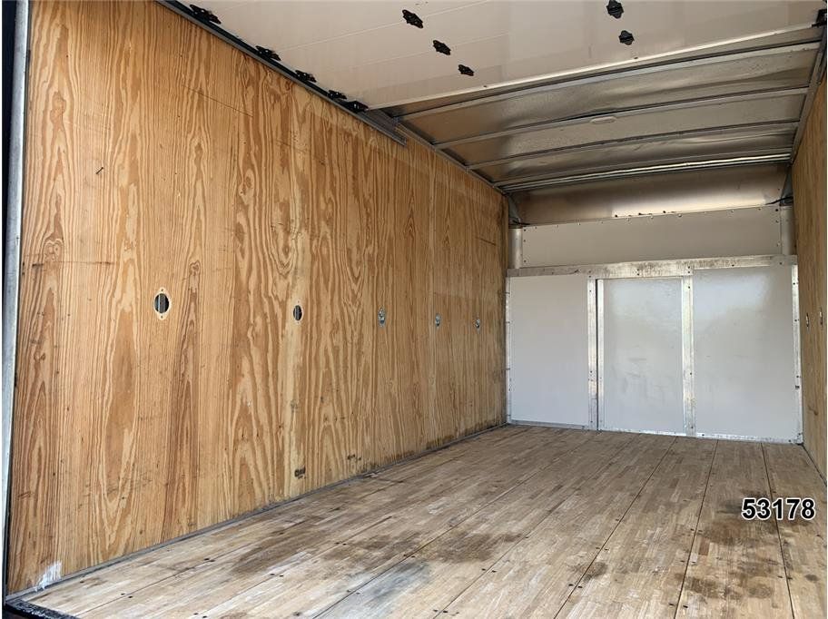 Used 2024 Ford E-450 and Econoline 450 Super Duty w/ Power Windows & Locks Group RWD image 10