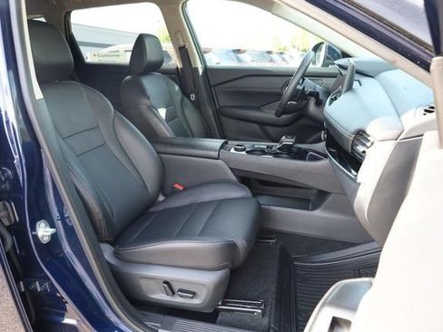 Certified 2024 Nissan Rogue SL AWD/4WD image 25