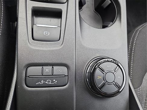 New 2025 Ford Ranger XLT w/ FX4 Off-Road Package image 15