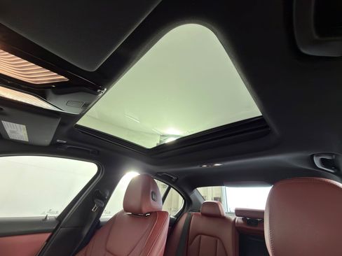 Certified 2025 BMW 330i Sedan image 12