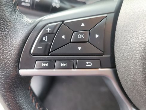 Used 2018 Nissan Kicks SR w/ Interior Electronics Package image 26