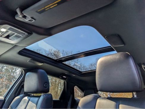 Used 2024 Acura ZDX A-Spec image 16