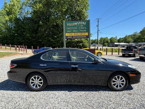 Used 2003 Lexus ES 330 FWD image 1