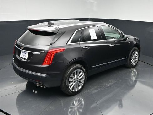 Used 2017 Cadillac XT5 Premium Luxury AWD/4WD image 24