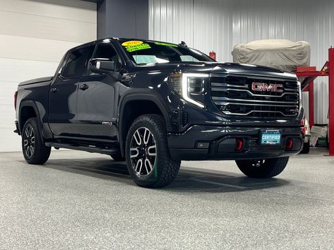 Certified 2023 GMC Sierra 1500 AT4 w/ Technology Package image 8
