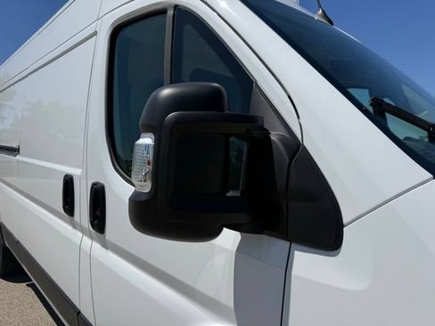 New 2026 RAM ProMaster 2500 w/ Convenience Group FWD image 5