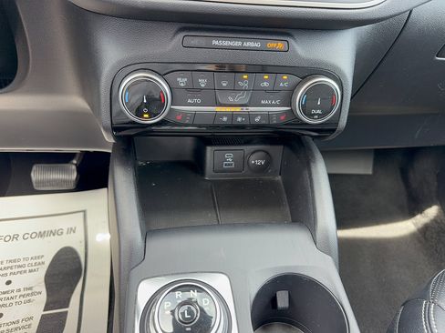 Certified 2022 Ford Escape SEL AWD/4WD image 22