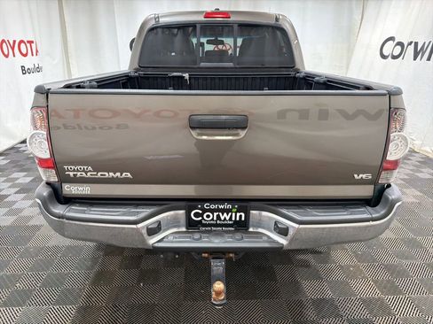 Used 2011 Toyota Tacoma 4x4 Double Cab w/ TRD Off-Road Pkg w/JBL Audio image 10