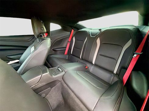 Used 2022 Chevrolet Camaro SS image 24