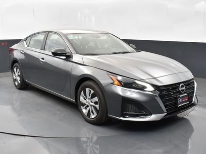 New 2025 Nissan Altima 2.5 S