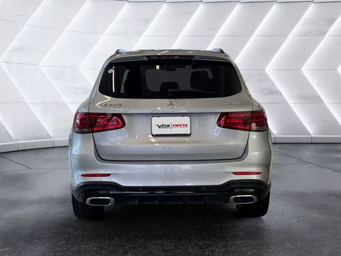 Used 2021 Mercedes-Benz GLC 300 4MATIC image 5