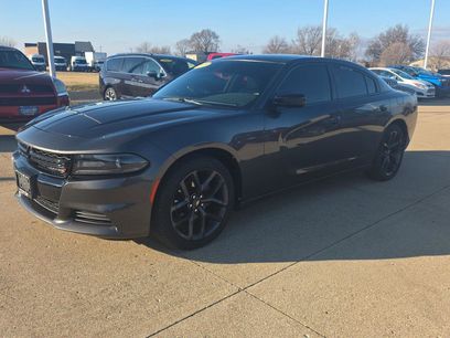 Used 2019 Dodge Charger SXT