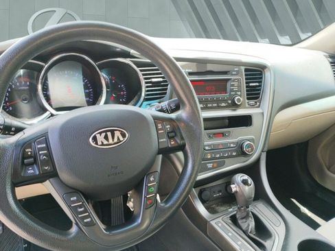 Used 2013 Kia Optima LX FWD image 10