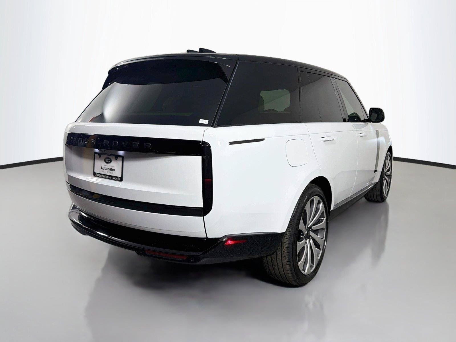 New 2027 Land Rover Range Rover Autobiography AWD/4WD image 5