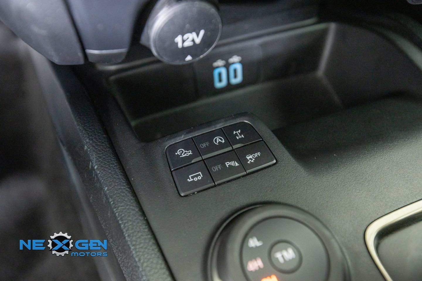 Used 2022 Ford Ranger Lariat w/ Tremor Off-Road Package AWD/4WD image 26