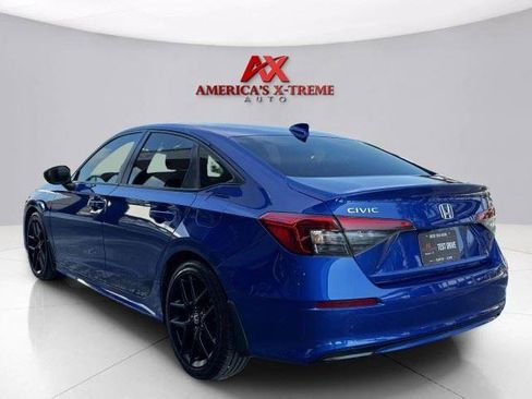 Used 2022 Honda Civic Sport image 3