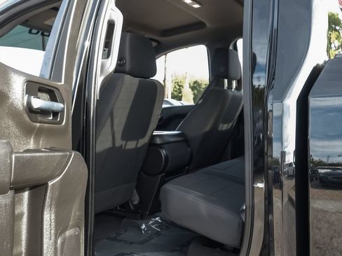 Used 2020 Chevrolet Silverado 1500 Custom w/ Custom Value Package RWD image 46