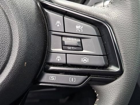 Certified 2025 Subaru Forester Premium AWD/4WD image 17