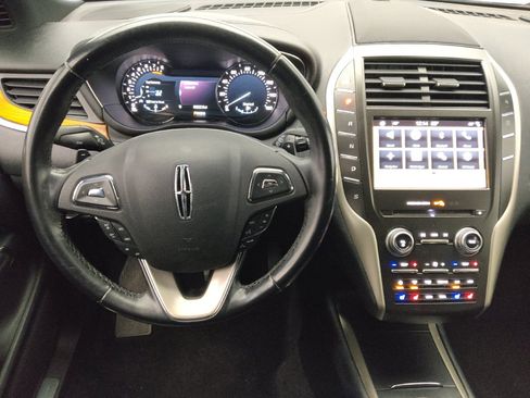 Used 2018 Lincoln MKC Reserve FWD image 22