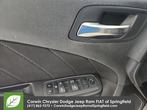 Used 2022 Dodge Charger SXT w/ Blacktop Package RWD image 21