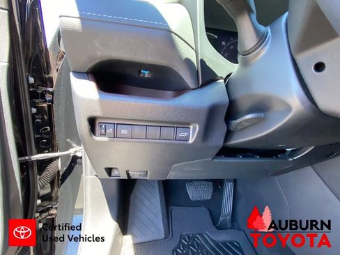 Certified 2022 Toyota RAV4 Limited AWD/4WD image 37