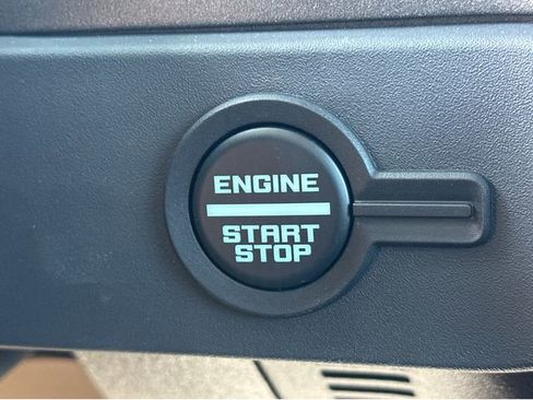 New 2025 Ford Bronco Badlands image 26