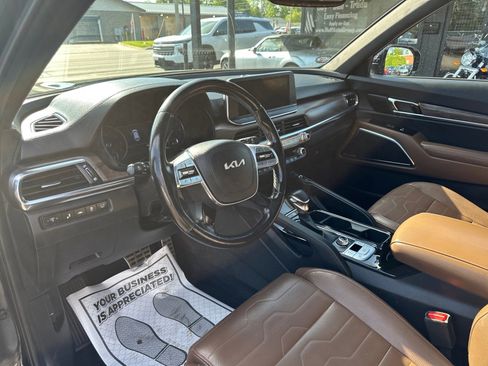 Used 2022 Kia Telluride SX w/ SX Prestige Package AWD/4WD image 13
