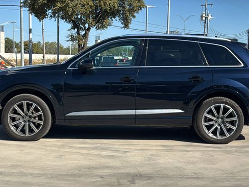 Used 2017 Audi Q7 3.0T Prestige w/ Prestige Package image 4