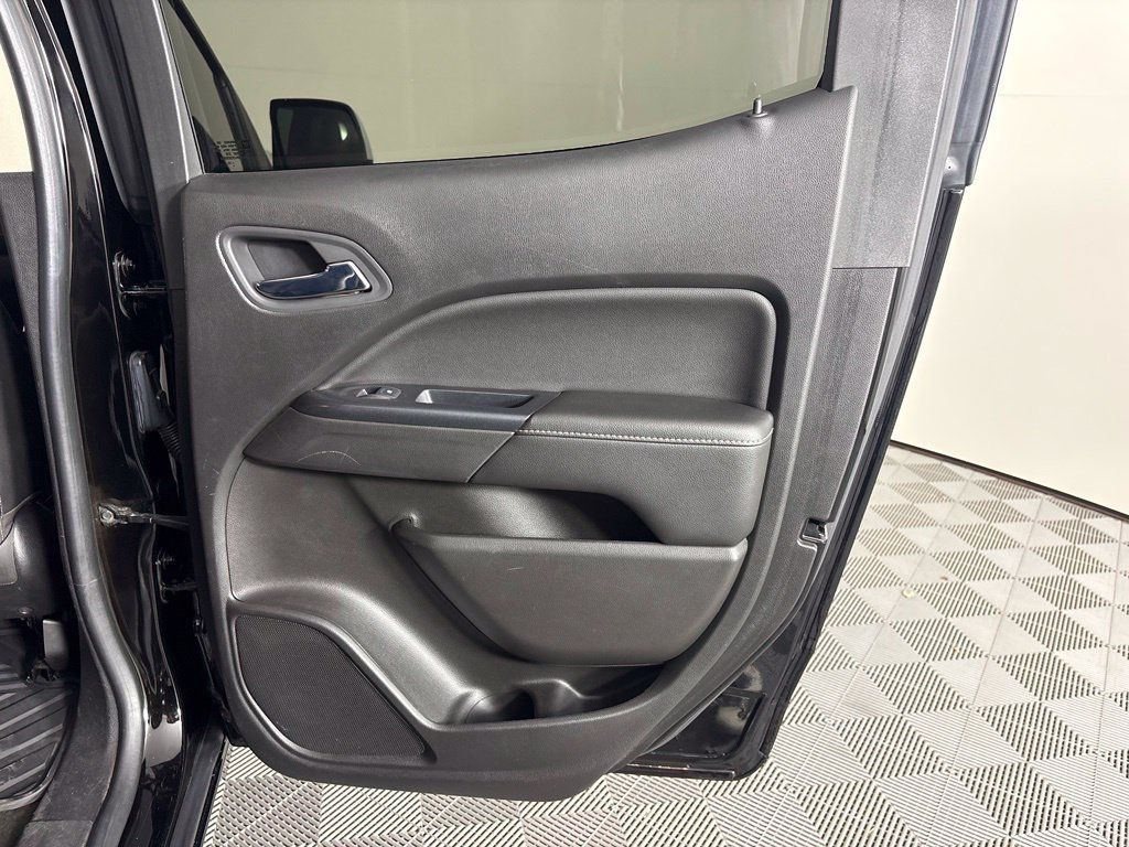 Used 2016 GMC Canyon SLT AWD/4WD image 43